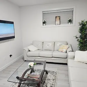  Holiday home New Built House, In Style Guest Suite, 2bedroom, 2bed, 2bath Canada